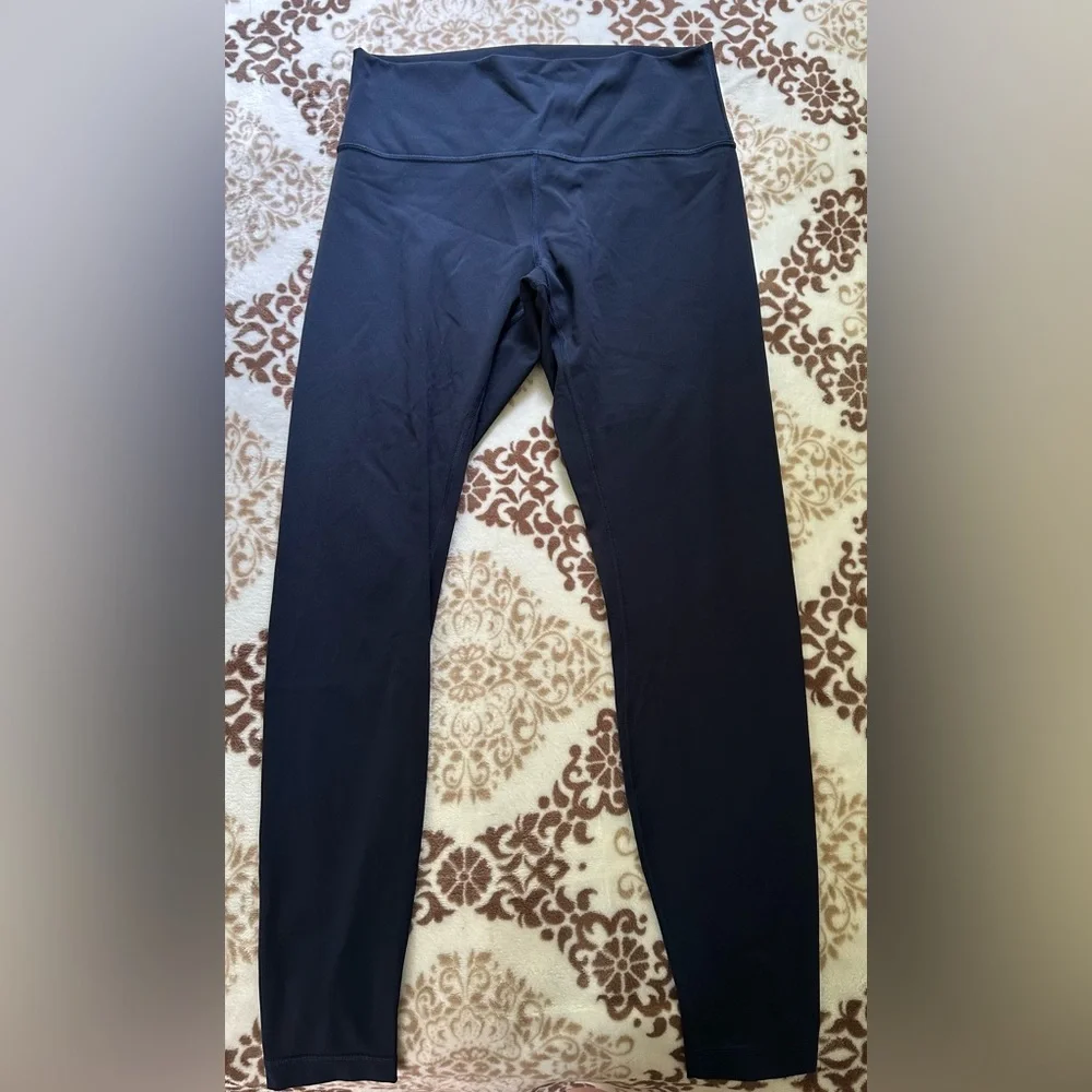 Lululemon Wunder Under leggings. Dark blue color. Size 10. - Picture 2 of 3